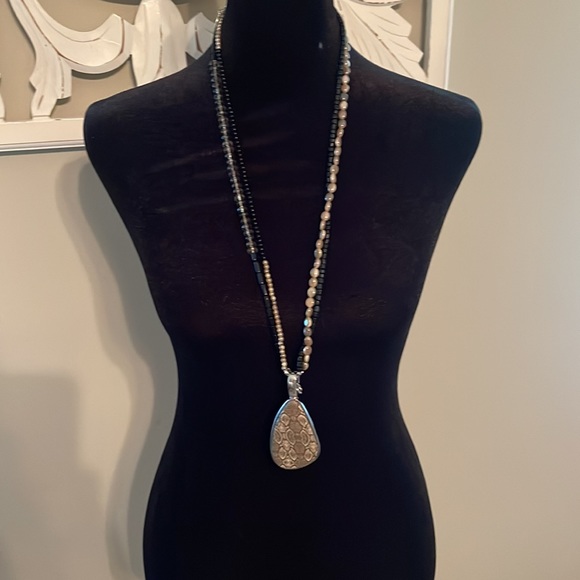 Premier Designs necklace - Picture 4 of 7